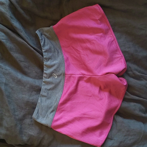 Athletic Shorts - Picture 2 of 3